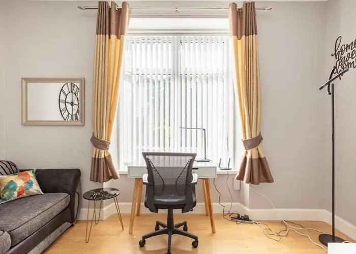 The Summit Apartment Holburn - Lovely 1 Bedroom